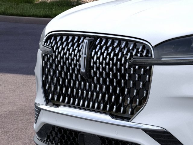 New 2025 Lincoln Aviator Reserve w/ Luxury Package RWD image 17