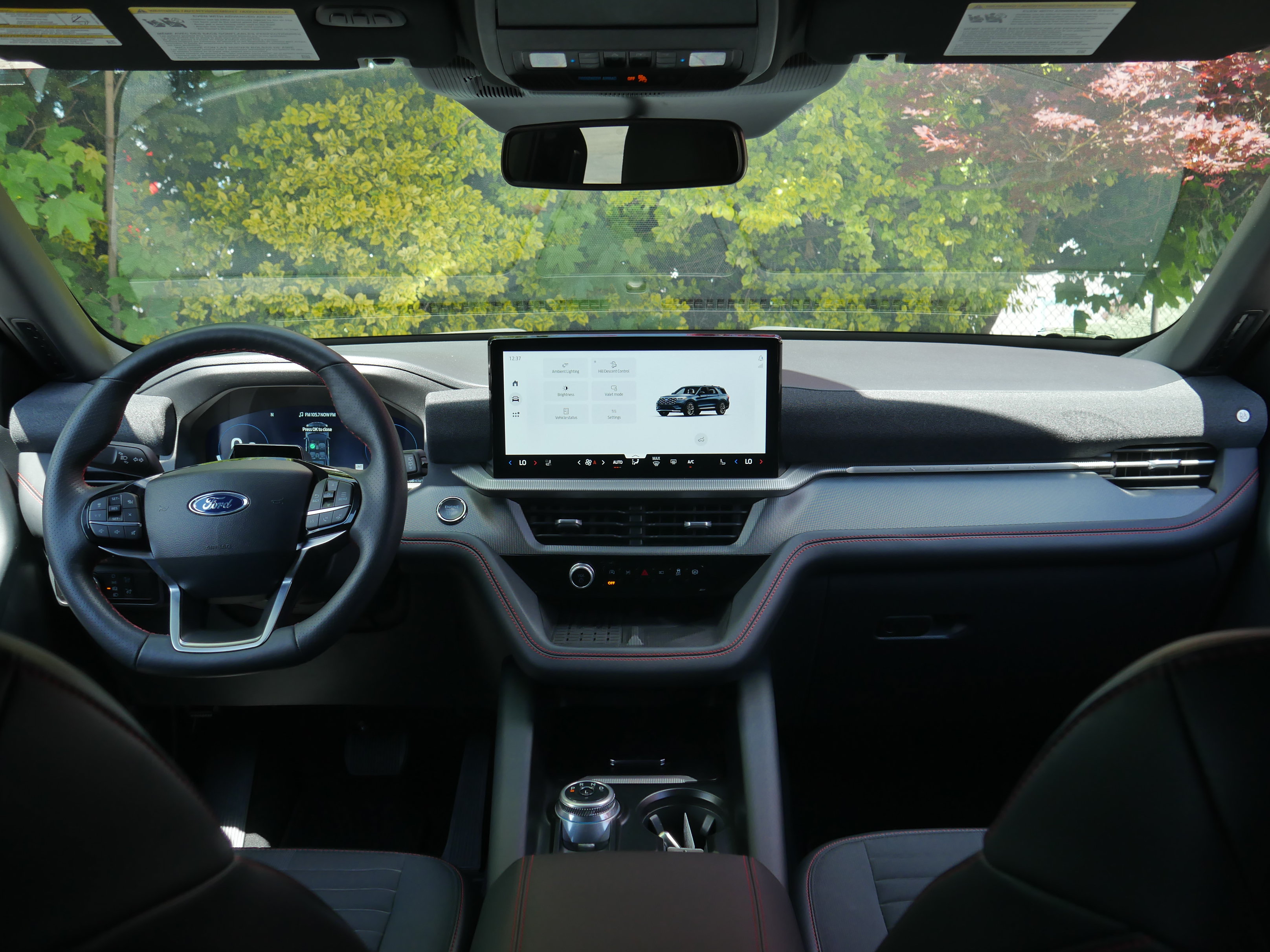 Used 2025 Ford Explorer ST-Line w/ Premium Package AWD/4WD image 10