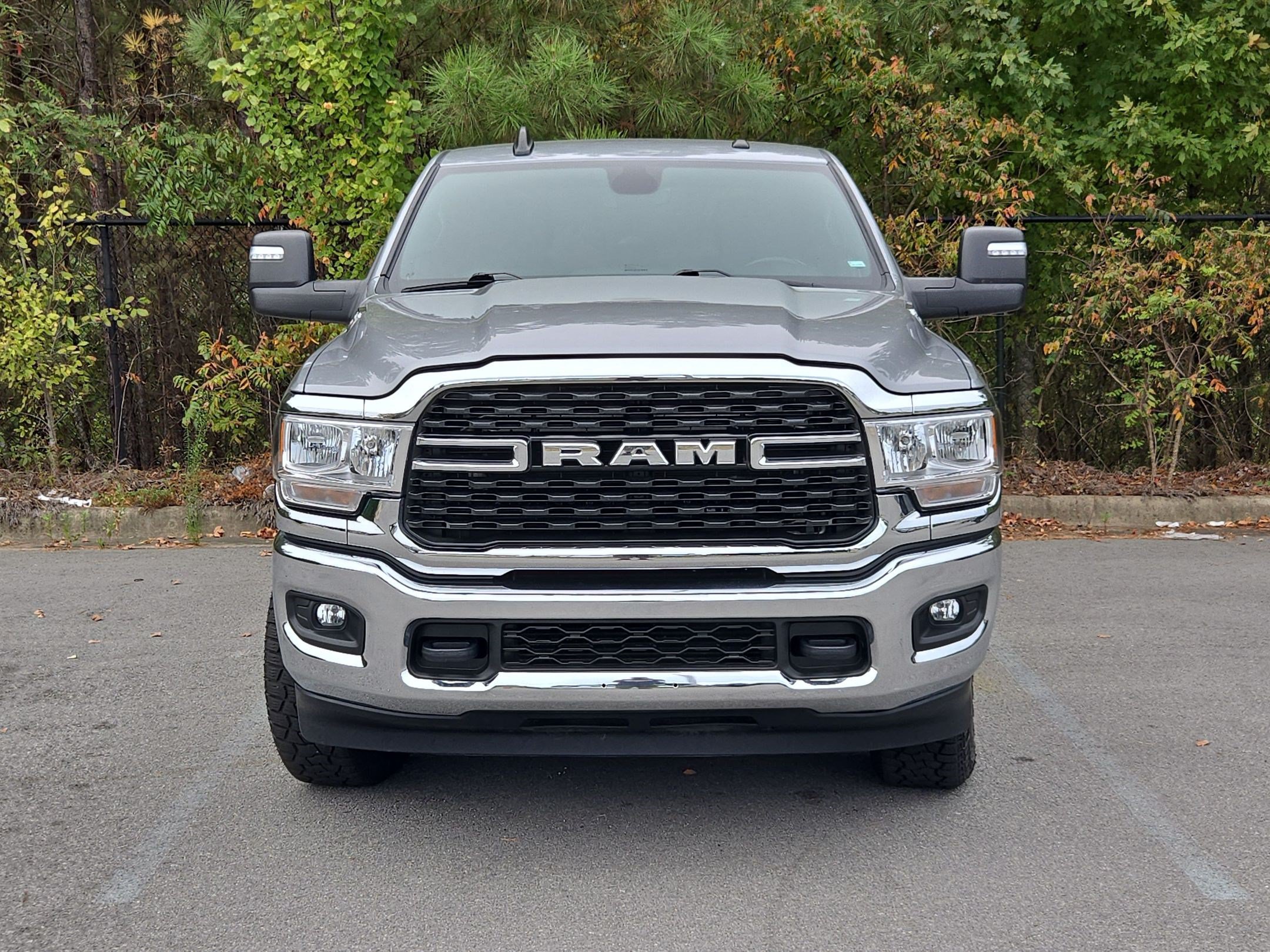Used 2024 RAM 2500 Big Horn AWD/4WD image 2
