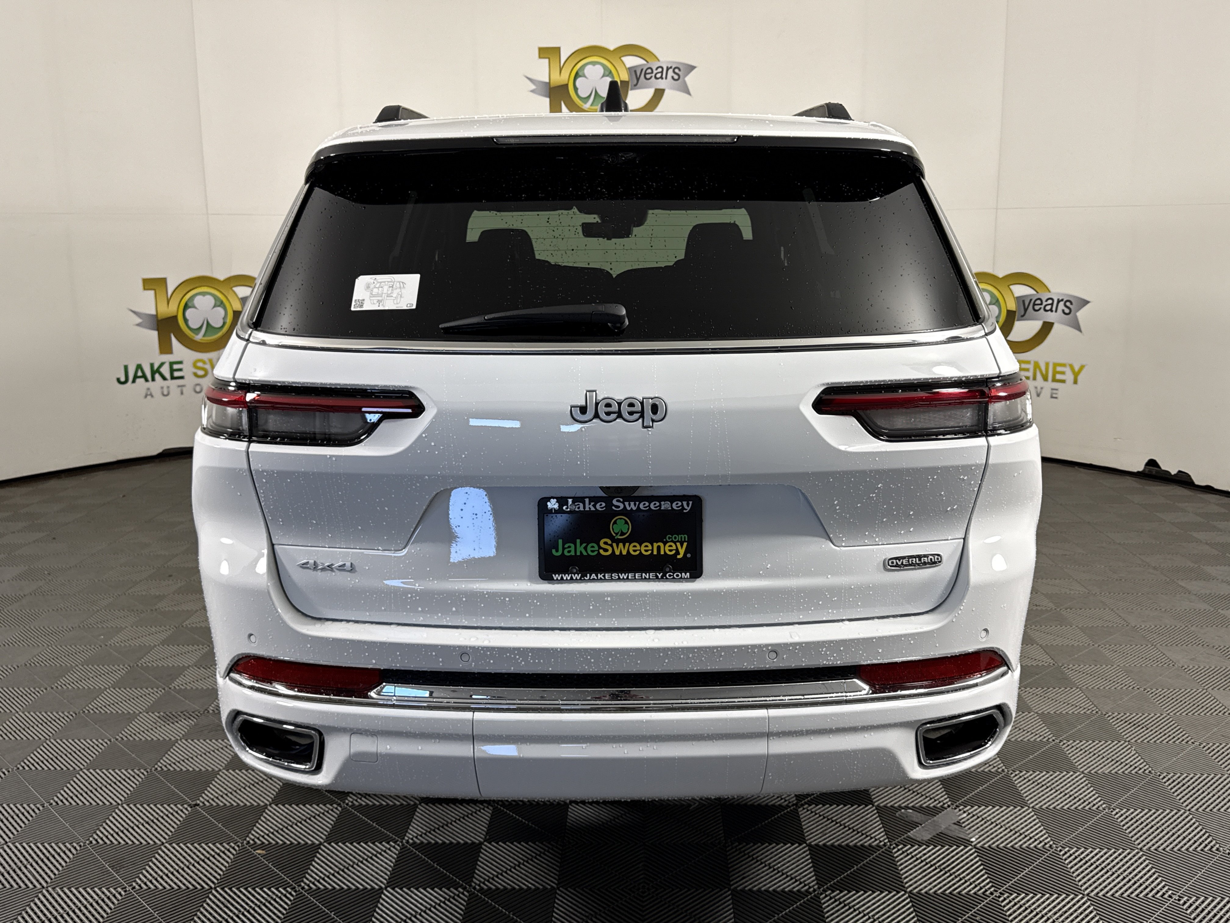 New 2025 Jeep Grand Cherokee L Overland w/ Advanced Protech Group III AWD/4WD image 7