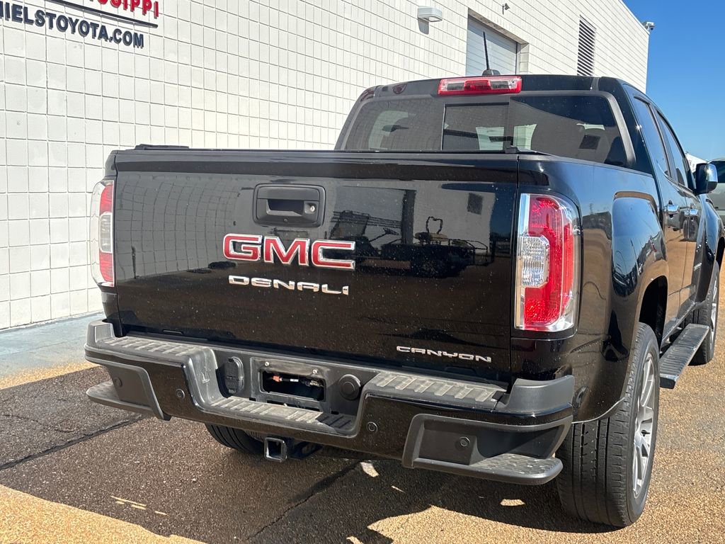 Used 2021 GMC Canyon Denali image 28