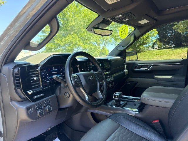 Used 2024 Chevrolet Silverado 1500 ZR2 w/ Technology Package AWD/4WD image 22
