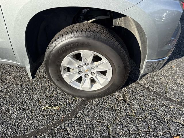 Used 2025 Chevrolet Silverado 1500 LT image 12