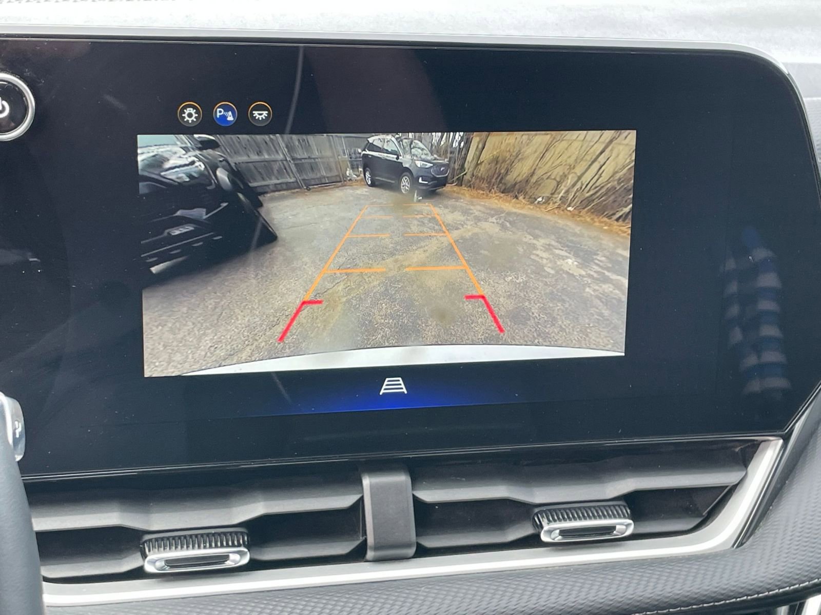 Used 2025 Chevrolet Equinox LT image 24