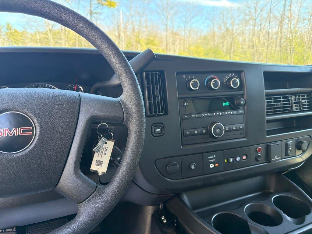 New 2026 GMC Savana 3500 w/ Power Convenience Package RWD image 20