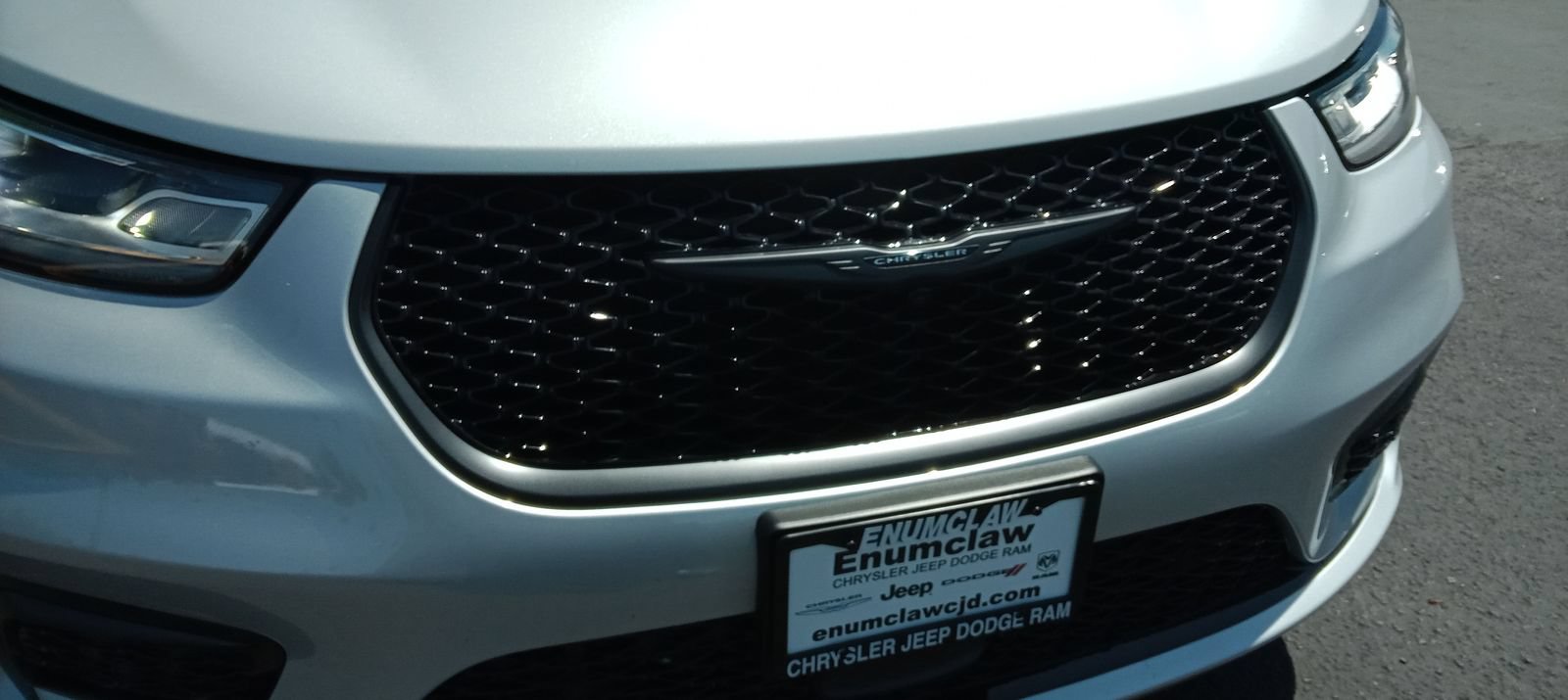 Used 2026 Chrysler Pacifica Select w/ S Appearance Package AWD/4WD image 27