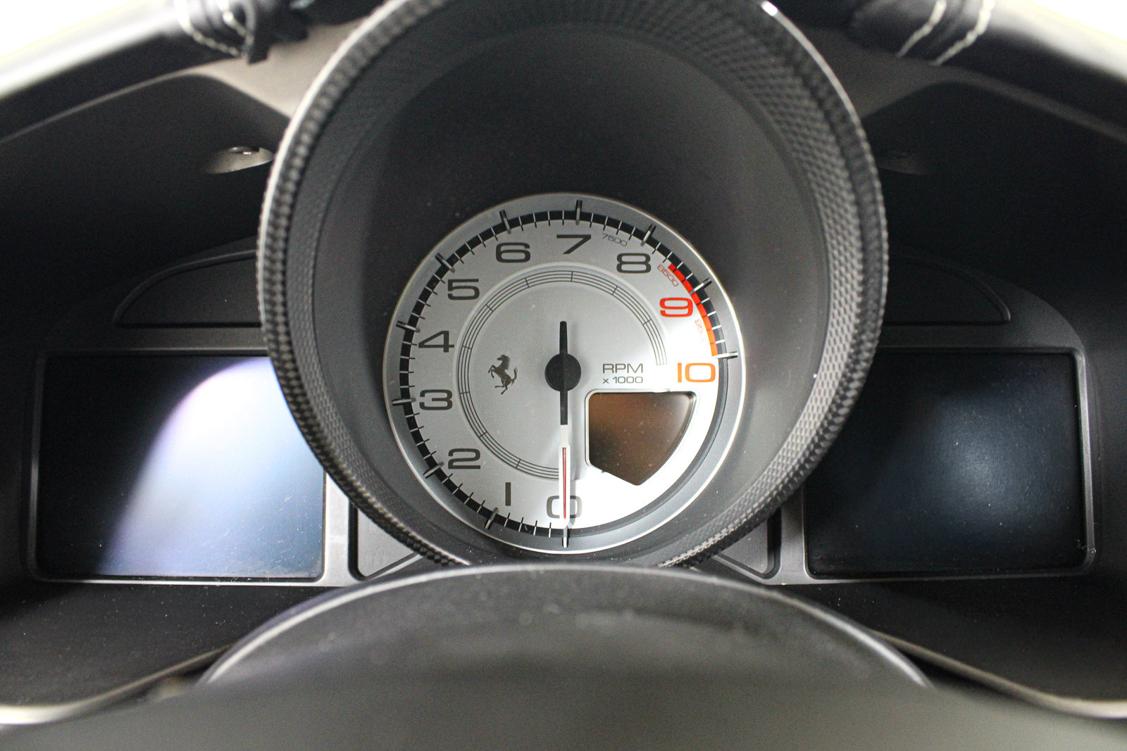 Used 2015 Ferrari F12 Berlinetta RWD image 46