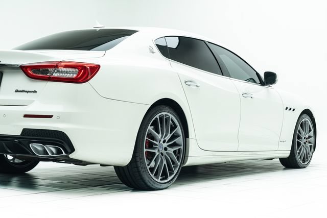 Used 2017 Maserati Quattroporte GTS GranSport RWD image 13