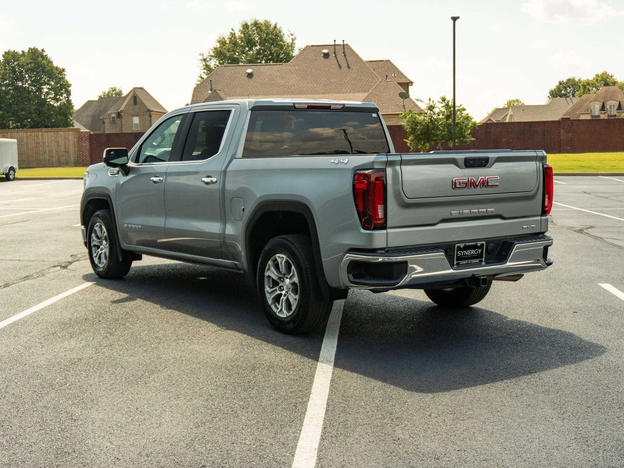 Used 2025 GMC Sierra 1500 SLT AWD/4WD image 8