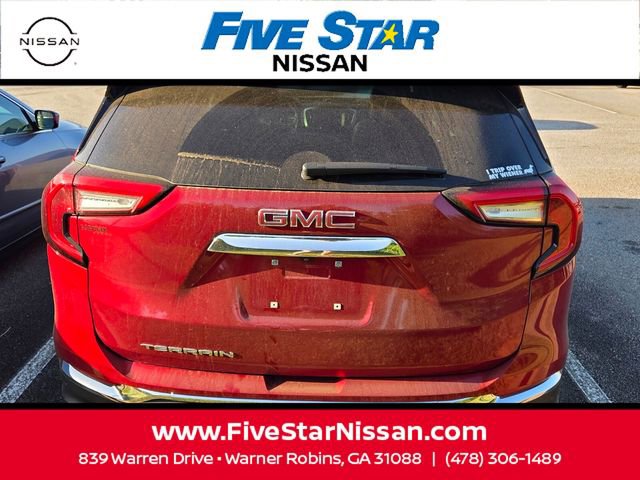 Used 2024 GMC Terrain SLT image 9