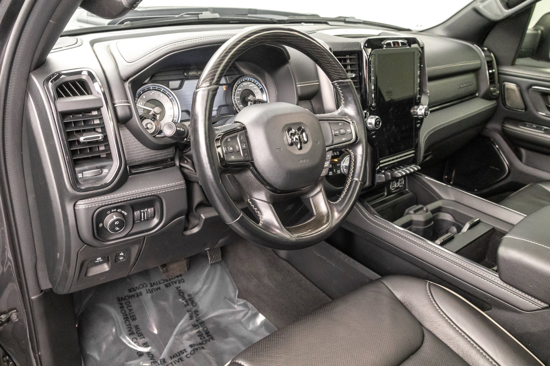 Used 2022 RAM 1500 Limited w/ Night Edition AWD/4WD image 4