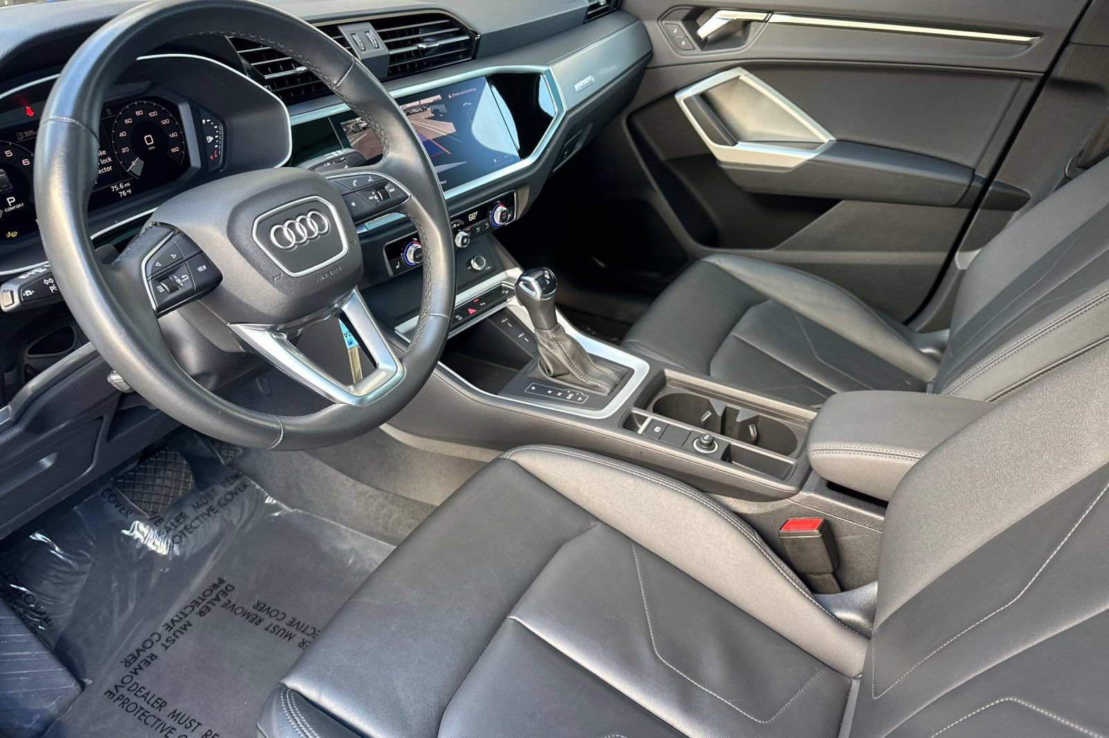 Used 2025 Audi Q3 2.0T Premium AWD/4WD image 11