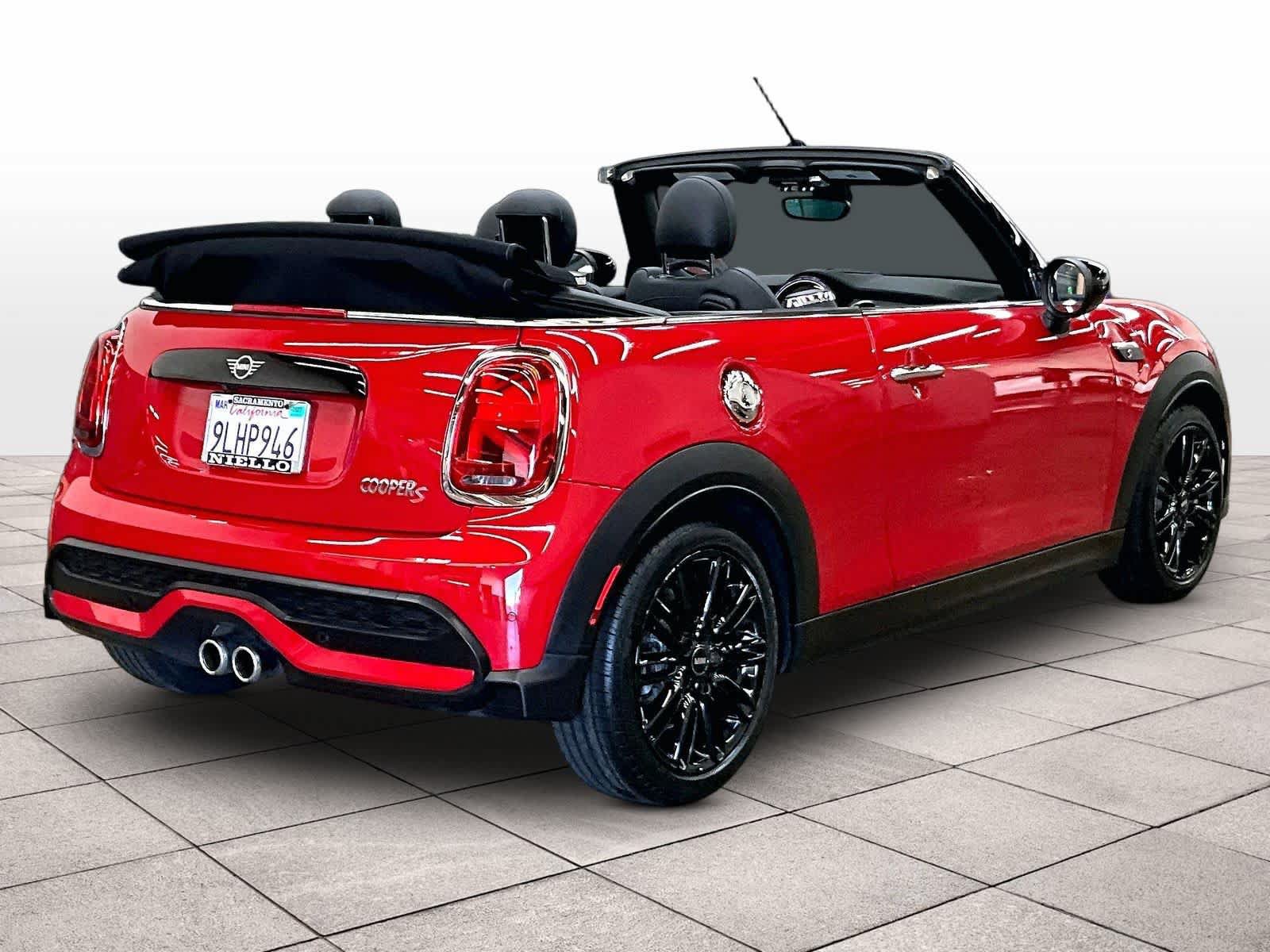 Used 2024 MINI Cooper S FWD image 16