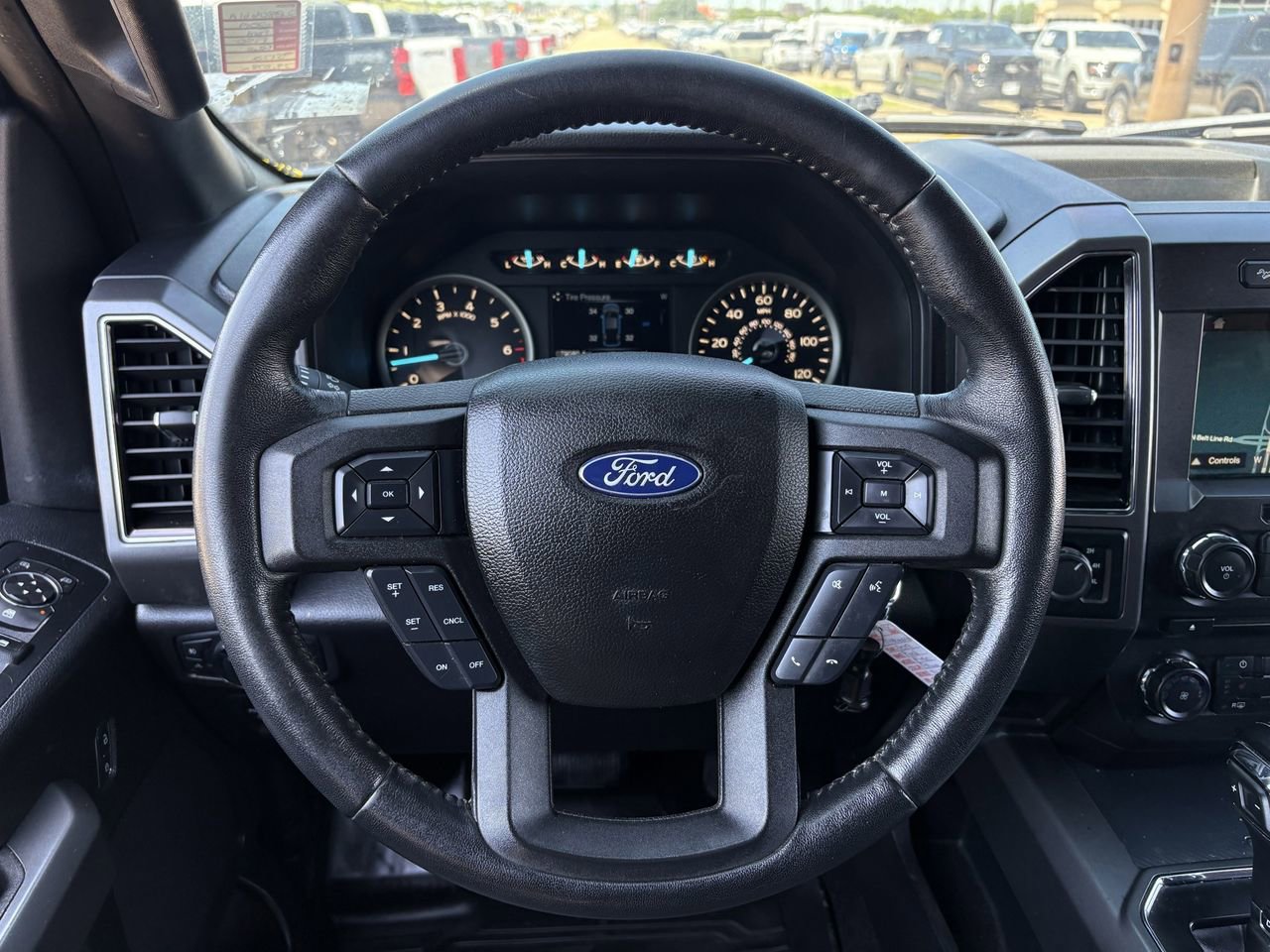 Used 2018 Ford F150 XLT w/ Equipment Group 302A Luxury AWD/4WD image 14