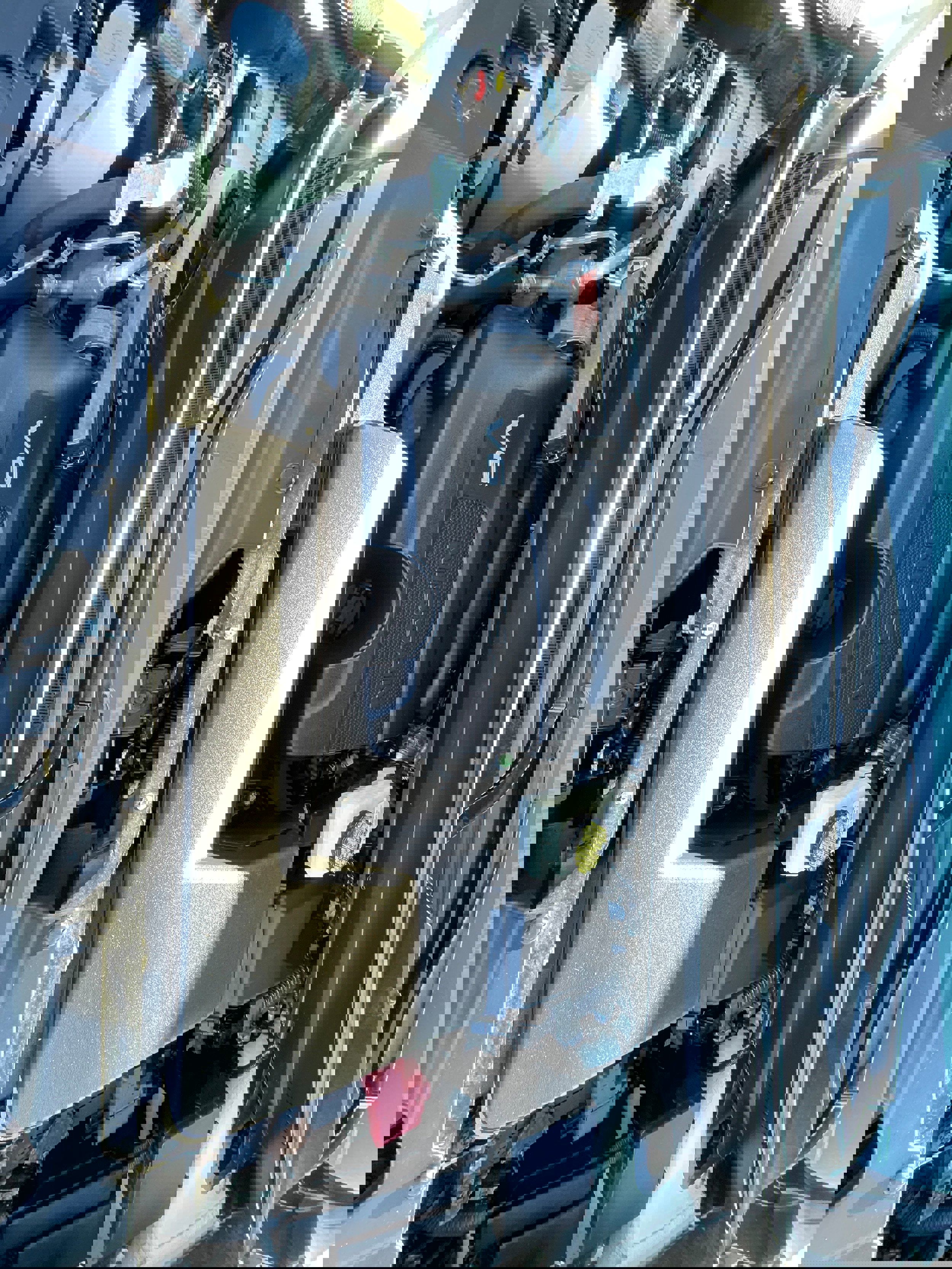 Used 2018 Nissan Pathfinder SV image 25