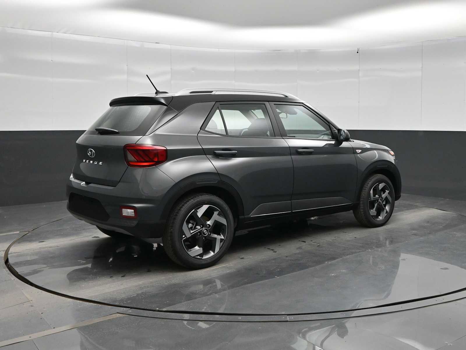 New 2026 Hyundai Venue SEL FWD image 7