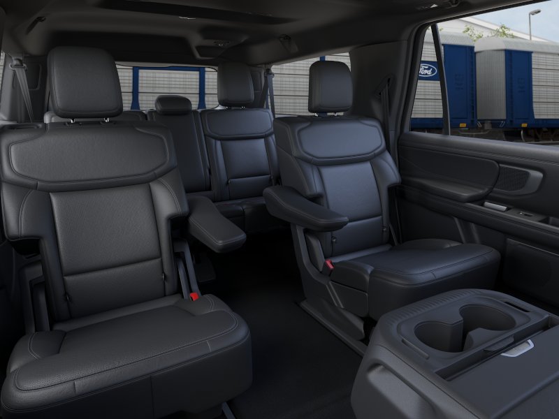New 2026 Ford Expedition Max Platinum w/ Stealth Performance Package AWD/4WD image 41
