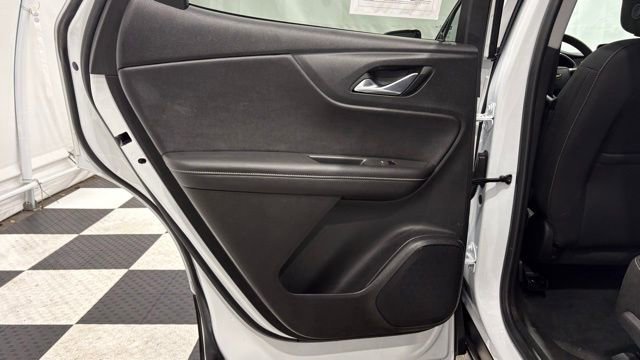 Used 2025 Chevrolet Blazer LT image 17