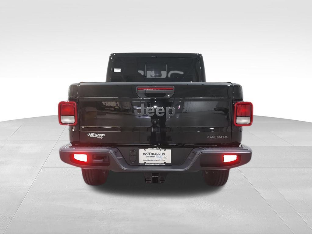 New 2026 Jeep Gladiator Sport AWD/4WD image 8