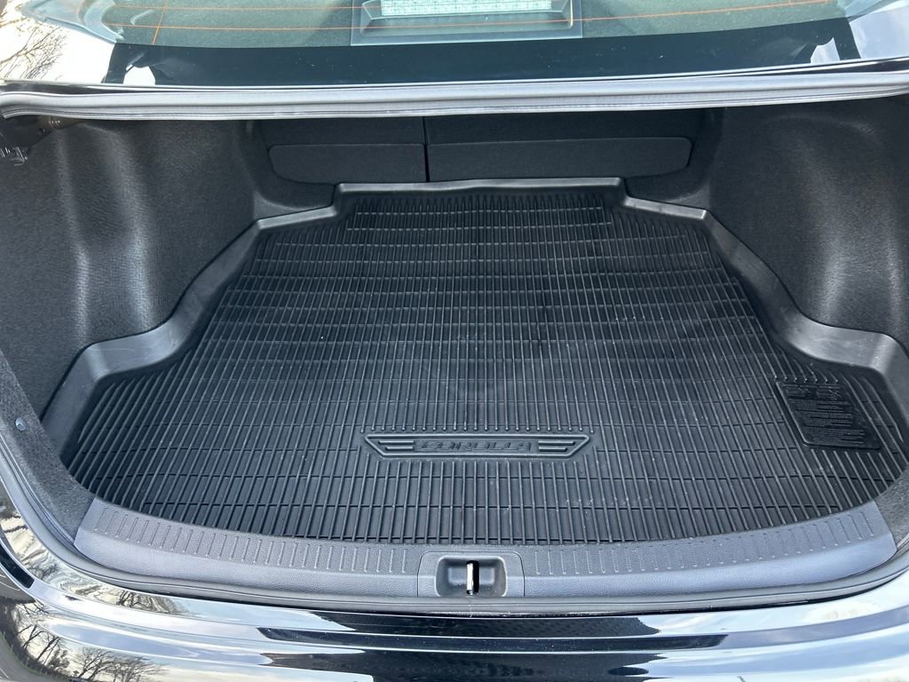 Used 2024 Toyota Corolla LE image 28