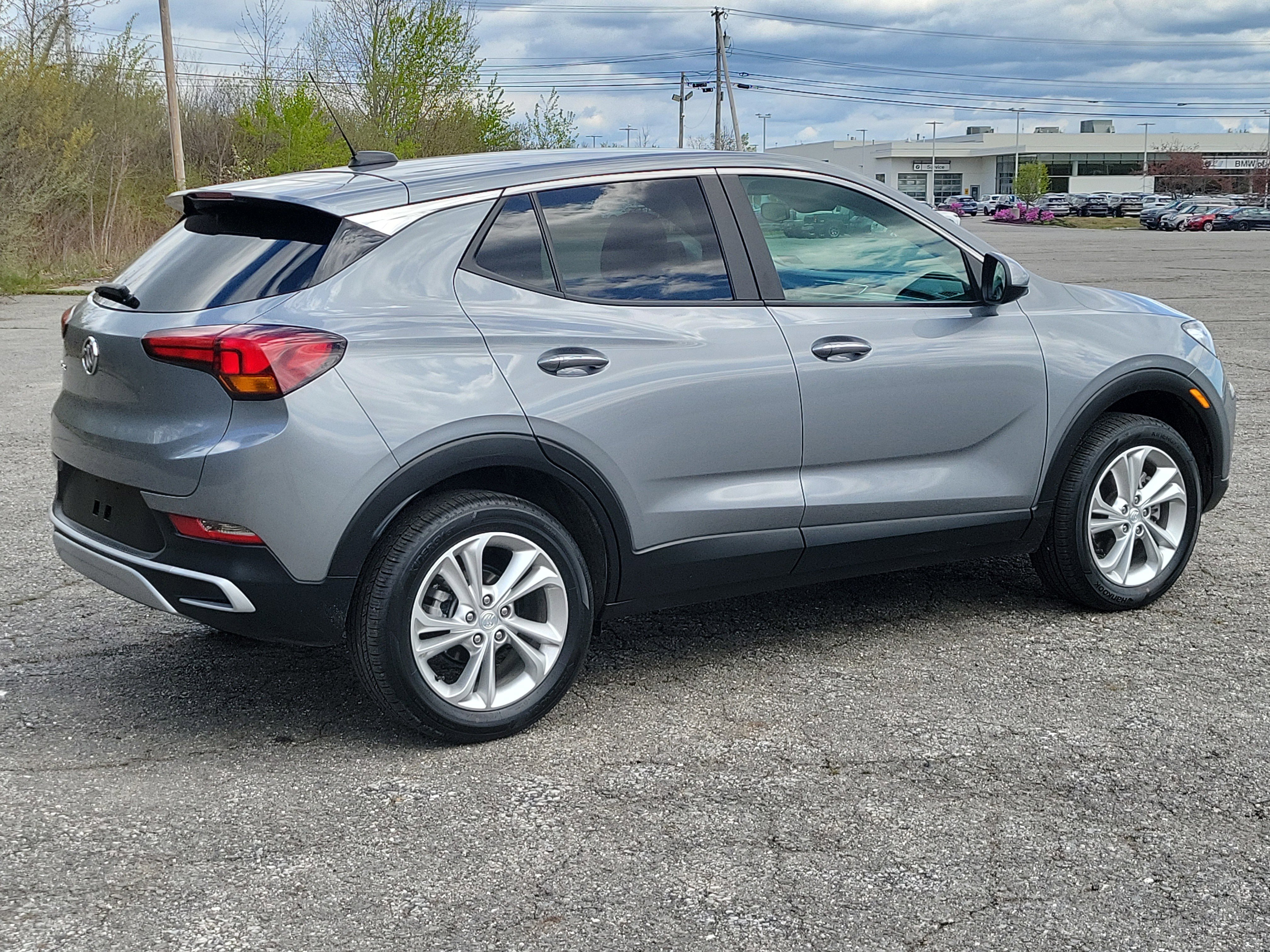 Used 2023 Buick Encore GX Preferred w/ Cold Weather Comfort Package AWD/4WD image 5