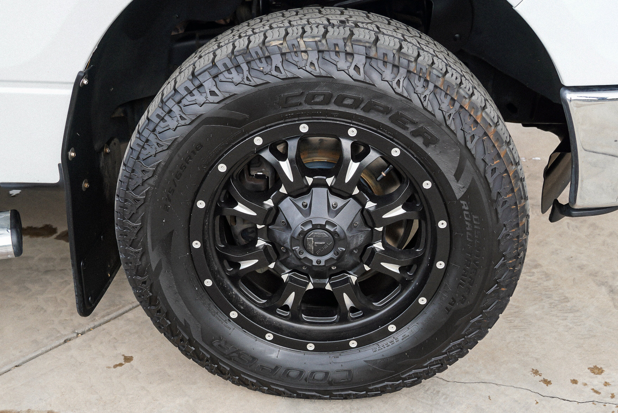 Used 2013 Ford F150 XLT w/ Luxury Equipment Group AWD/4WD image 11