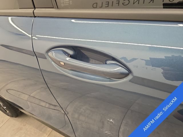Used 2025 Buick Envista Sport Touring w/ Convenience I Package FWD image 9