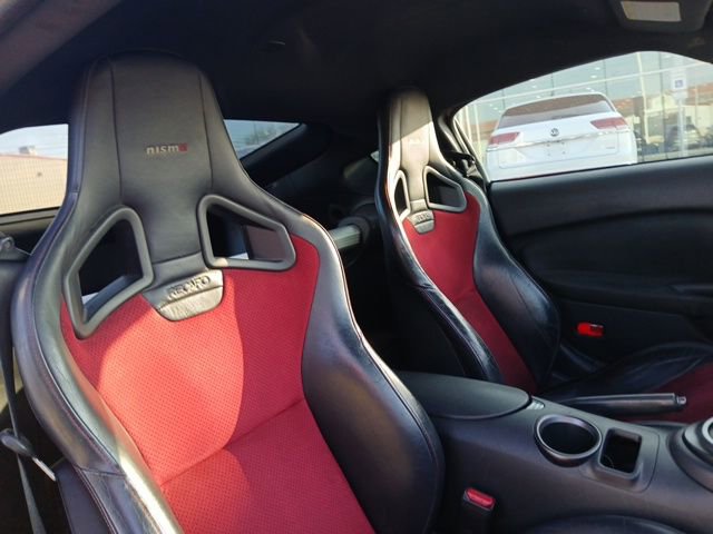 Used 2016 Nissan 370Z NISMO image 11
