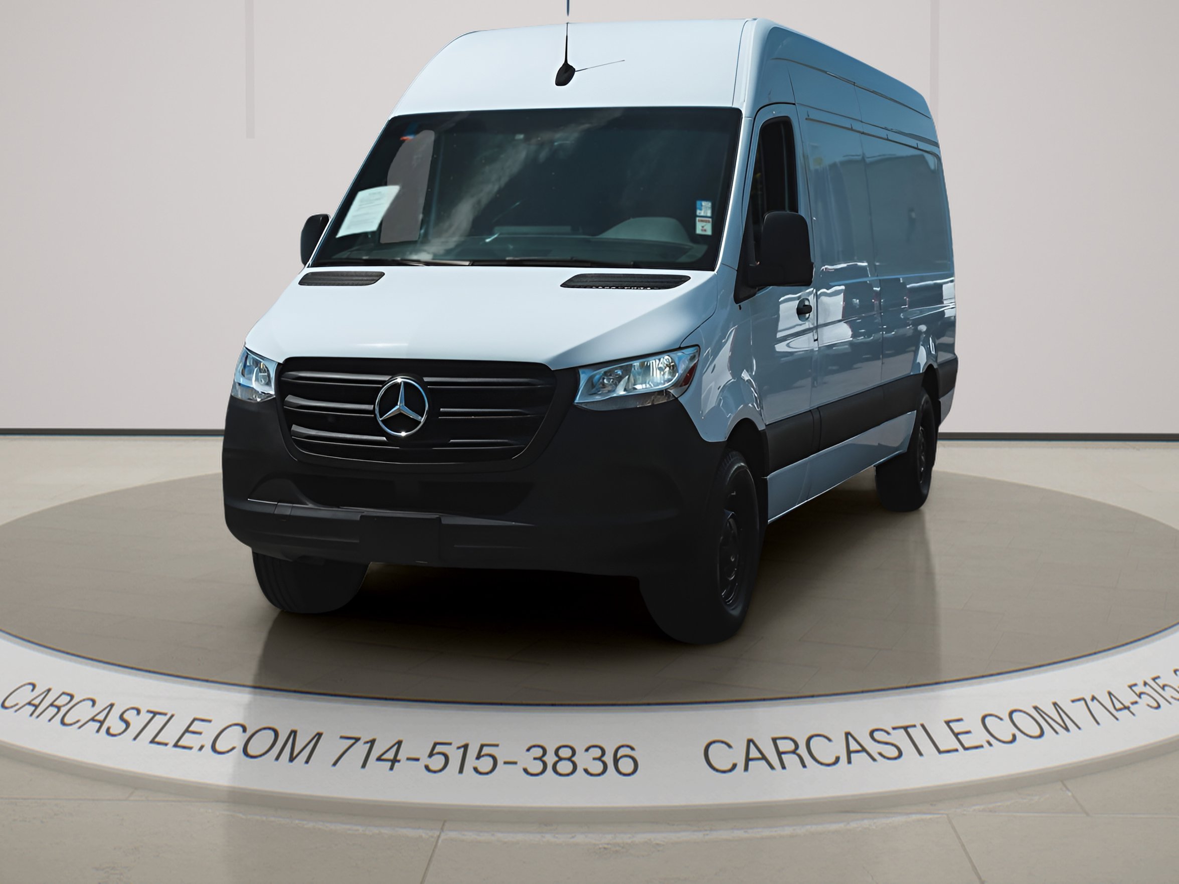 Used 2020 Mercedes-Benz Sprinter 2500 image 3