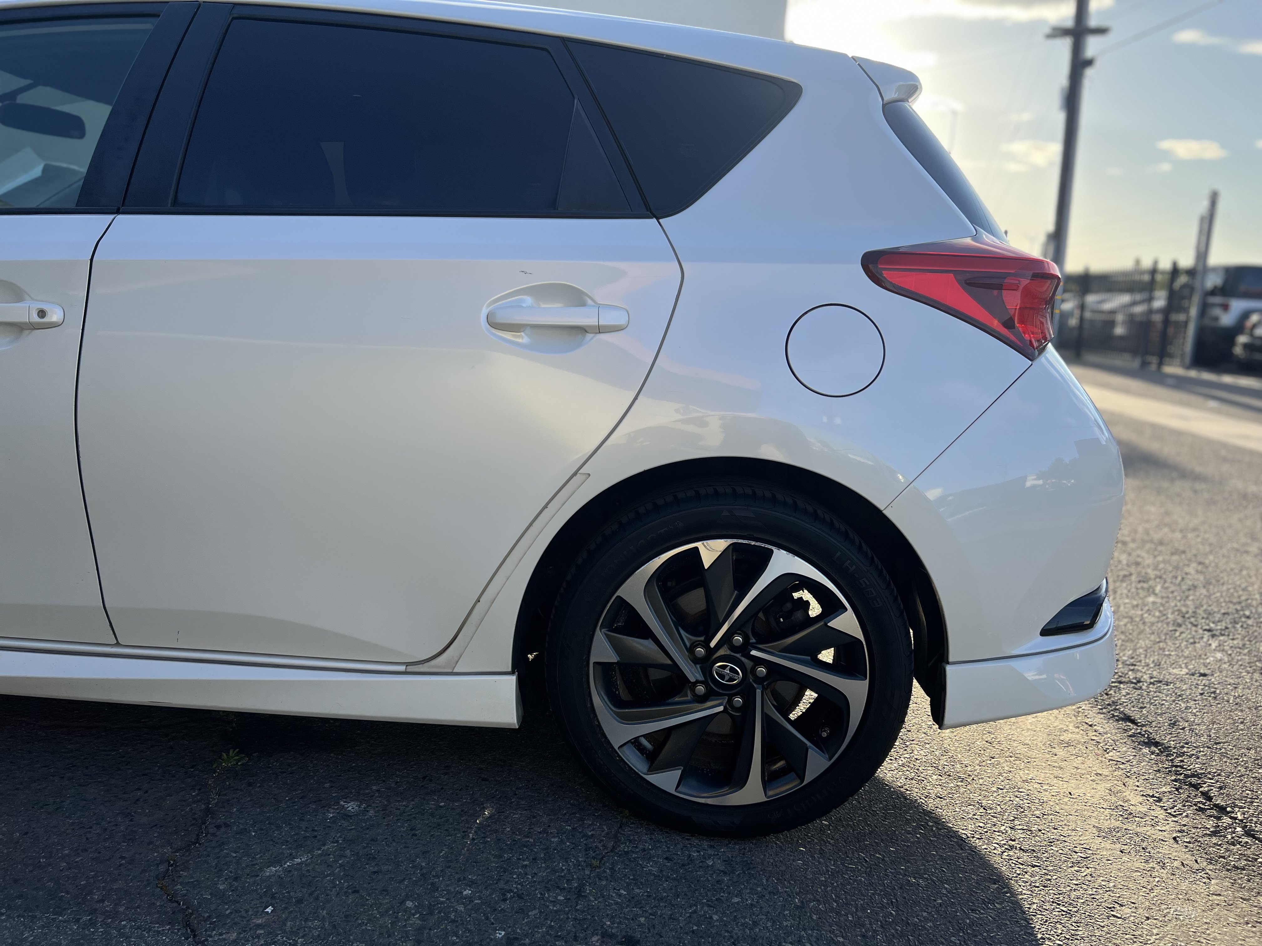 Used 2016 Scion iM FWD image 29