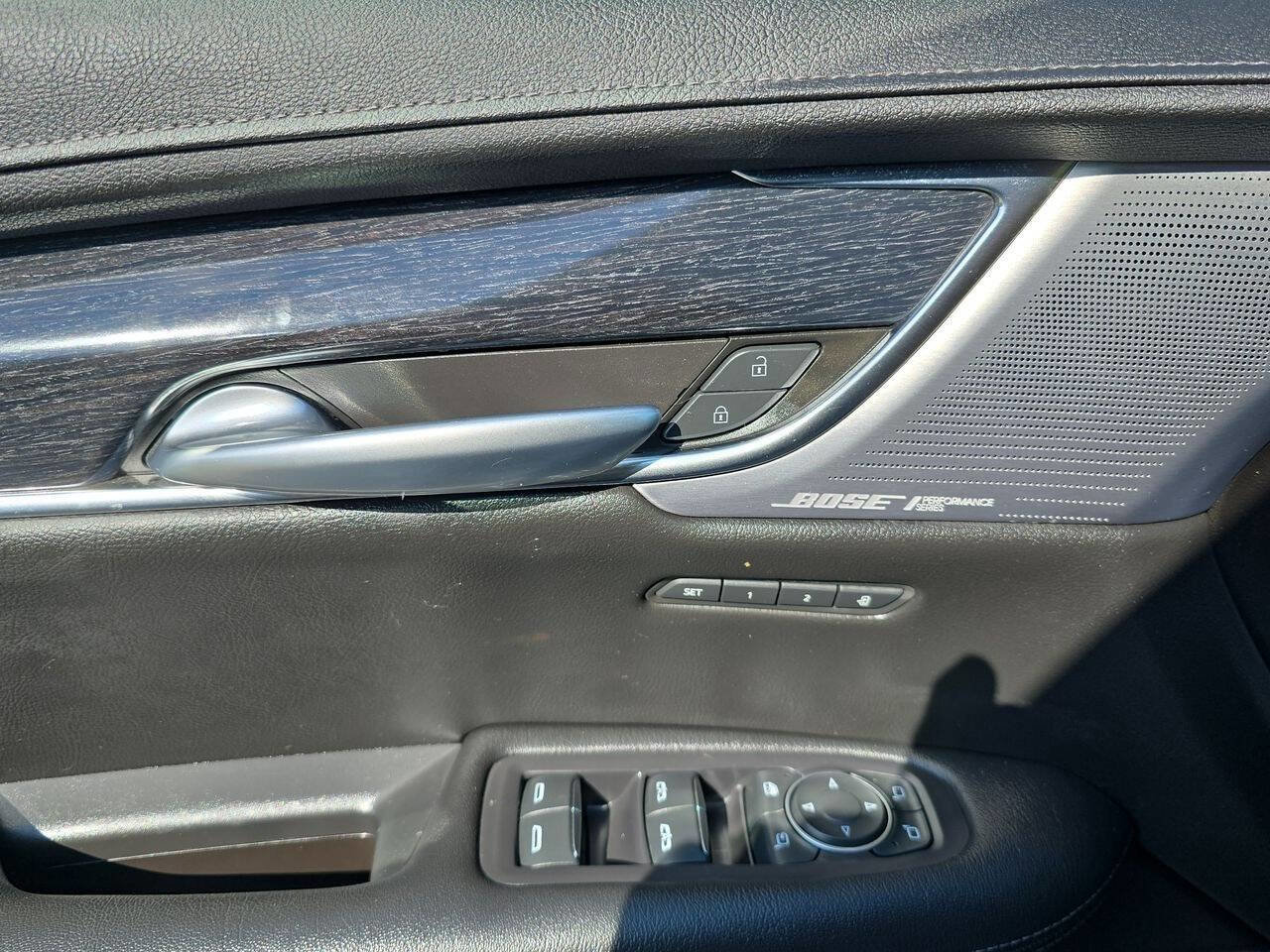 Used 2022 Cadillac XT5 Premium Luxury w/ Technology Package image 12