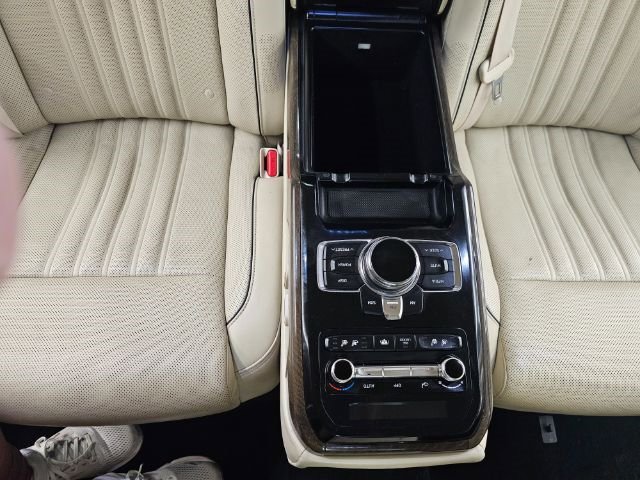 Used 2017 Genesis G90 5.0 Ultimate image 36