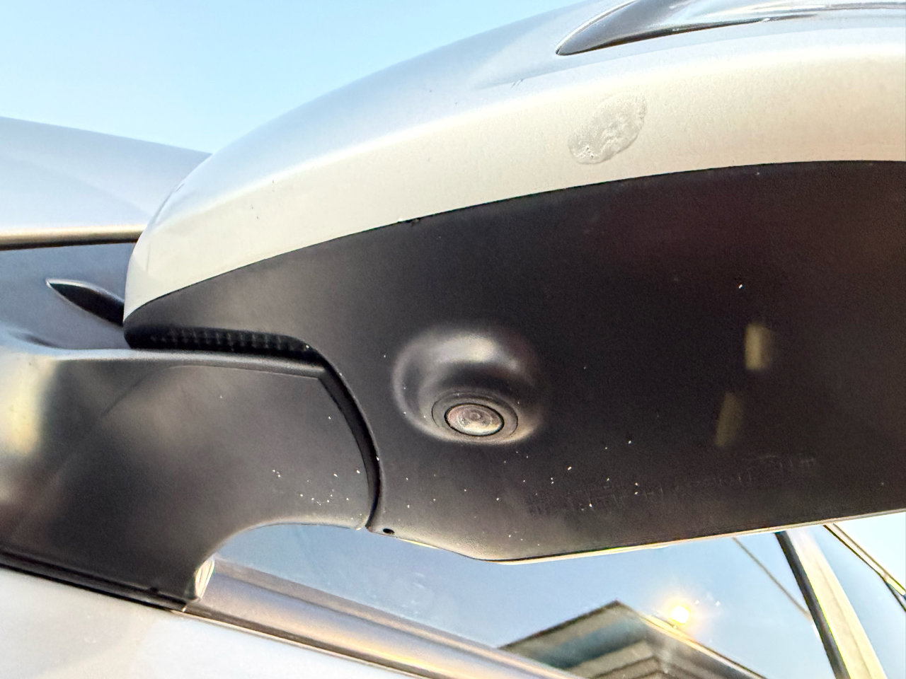 Used 2013 Toyota Land Cruiser image 40