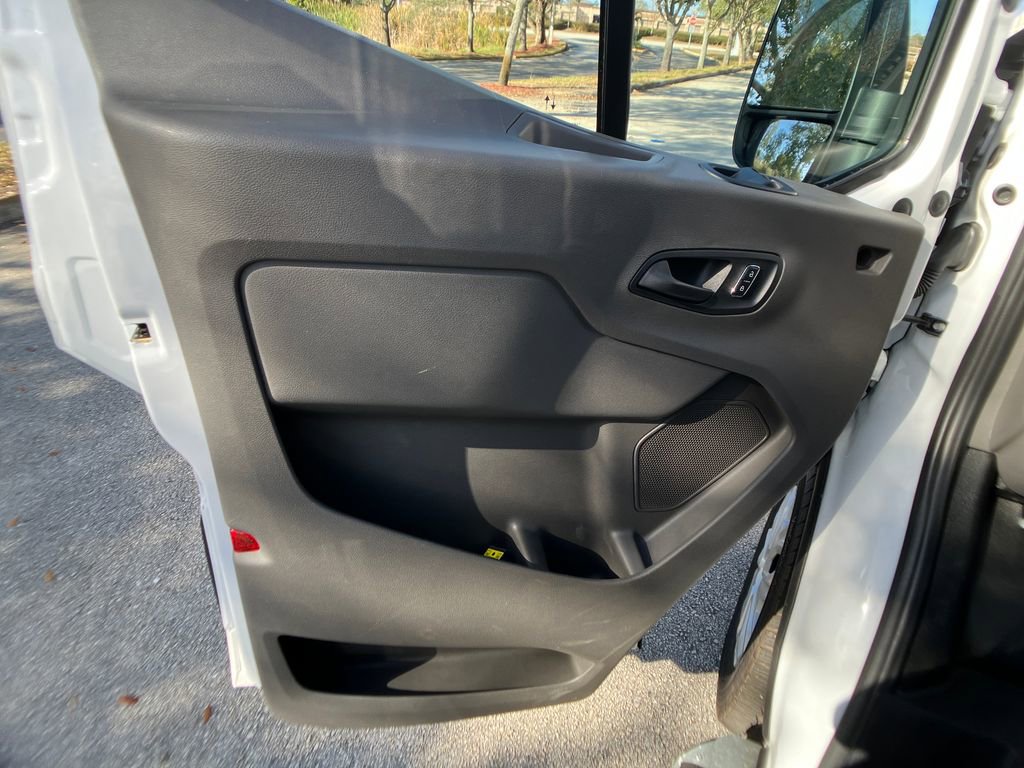 Certified 2024 Ford Transit 250 Low Roof w/ Exterior Upgrade Package image 25