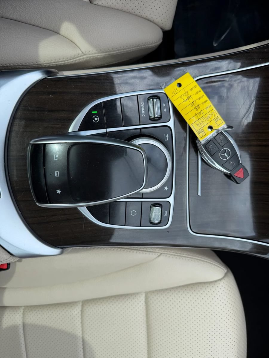 Used 2016 Mercedes-Benz C 300 4MATIC Sedan image 41