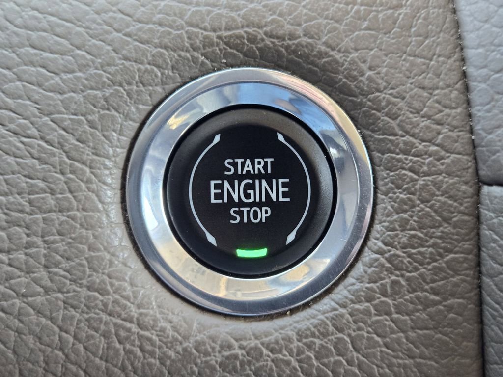 Used 2023 GMC Yukon Denali w/ LPO, Floor Liner Package image 28