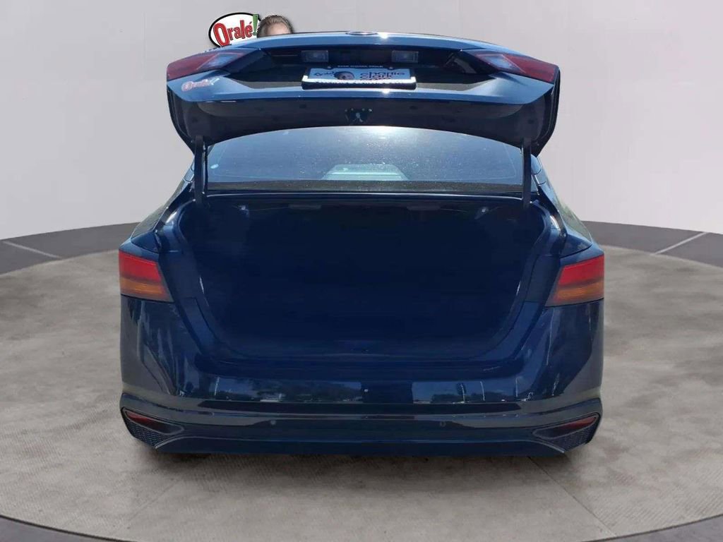 Used 2025 Nissan Altima 2.5 S FWD image 19