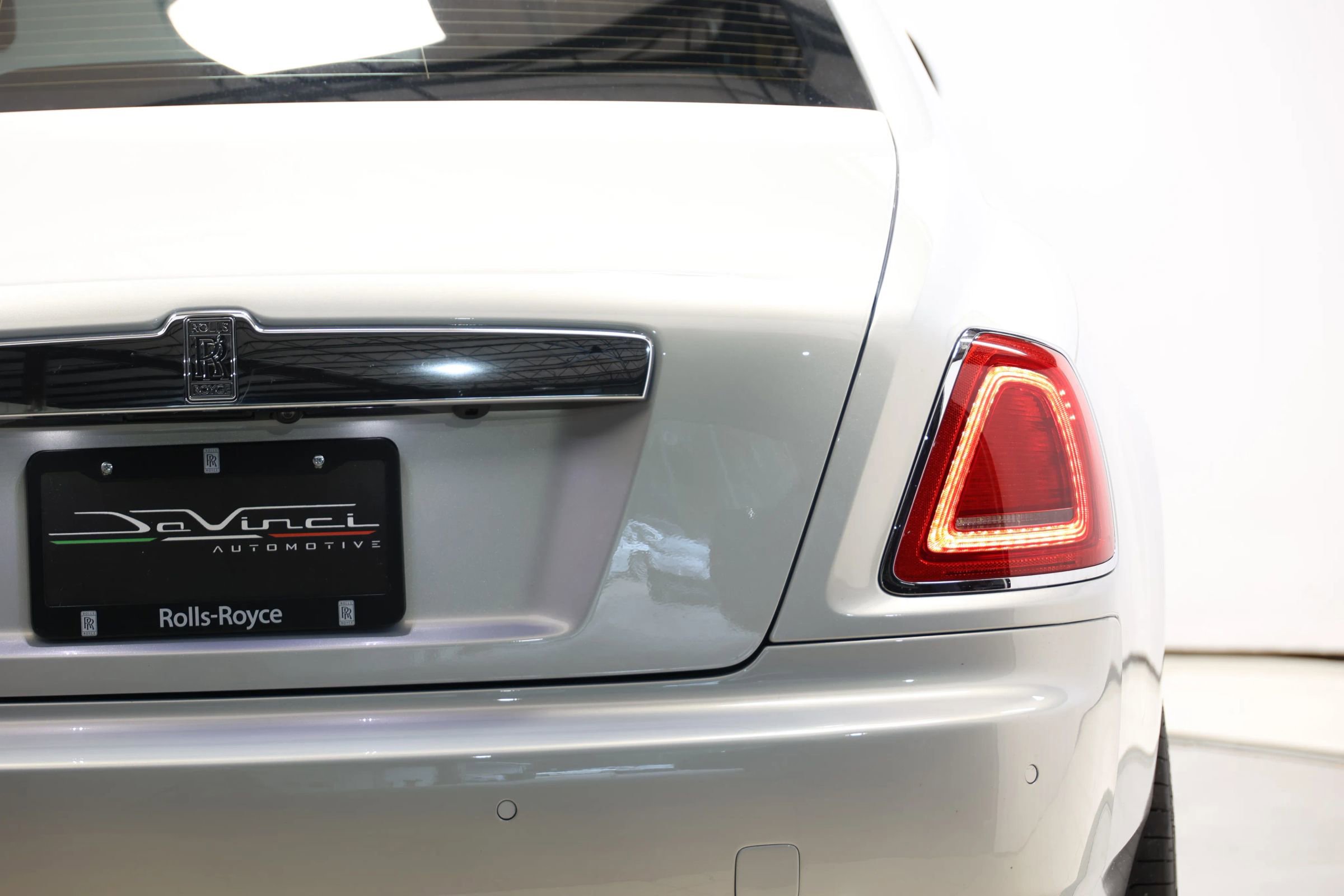 Used 2019 Rolls-Royce Ghost image 90