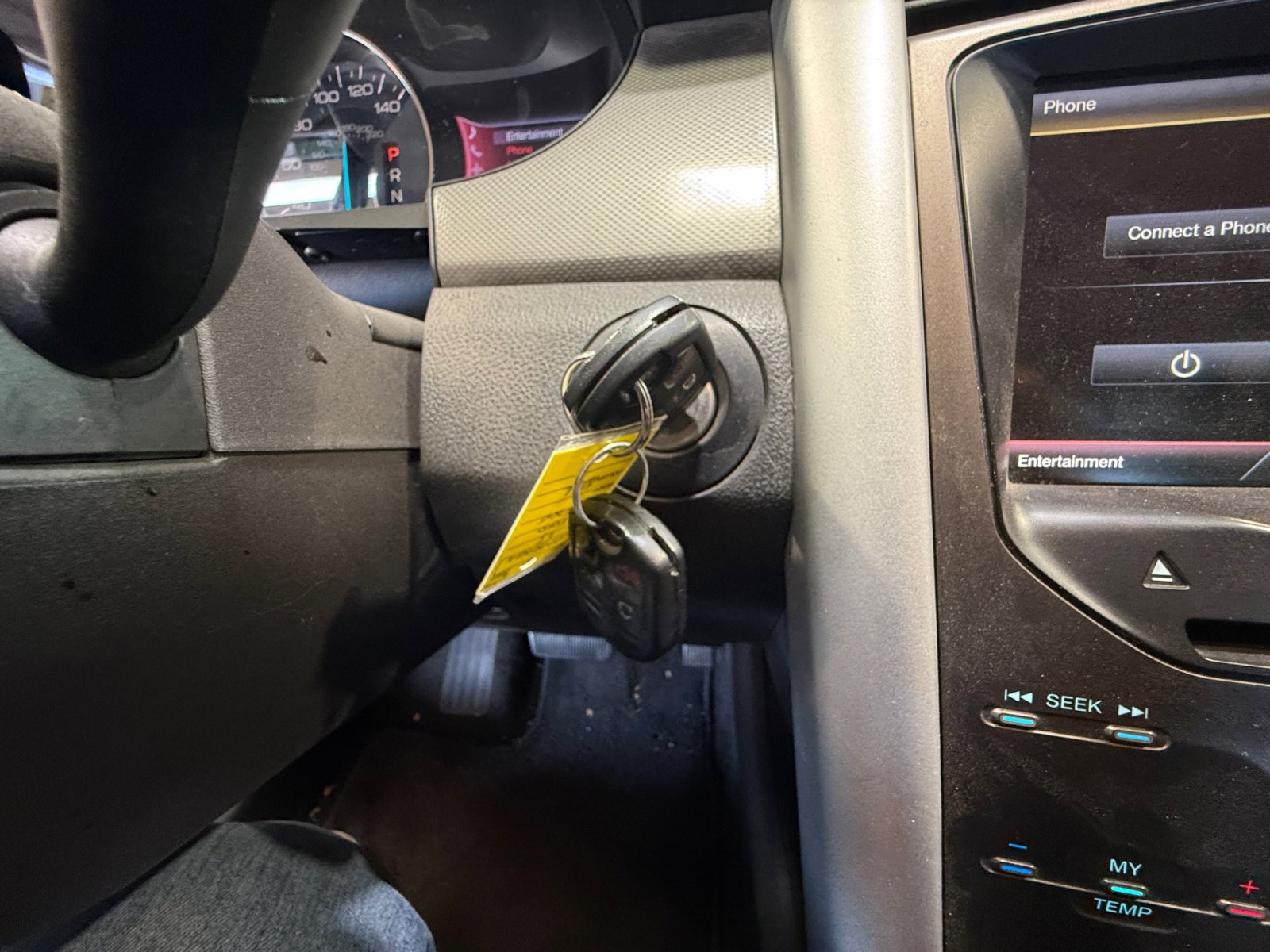 Used 2013 Ford Edge SEL image 30