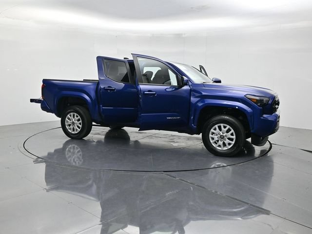 Used 2025 Toyota Tacoma SR5 RWD image 50