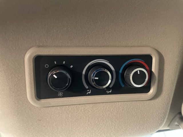 Used 2020 Chevrolet Express 3500 LT w/ LT Preferred Equipment Group RWD image 21