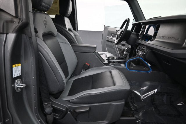 Used 2024 Ford Bronco Black Diamond AWD/4WD image 18