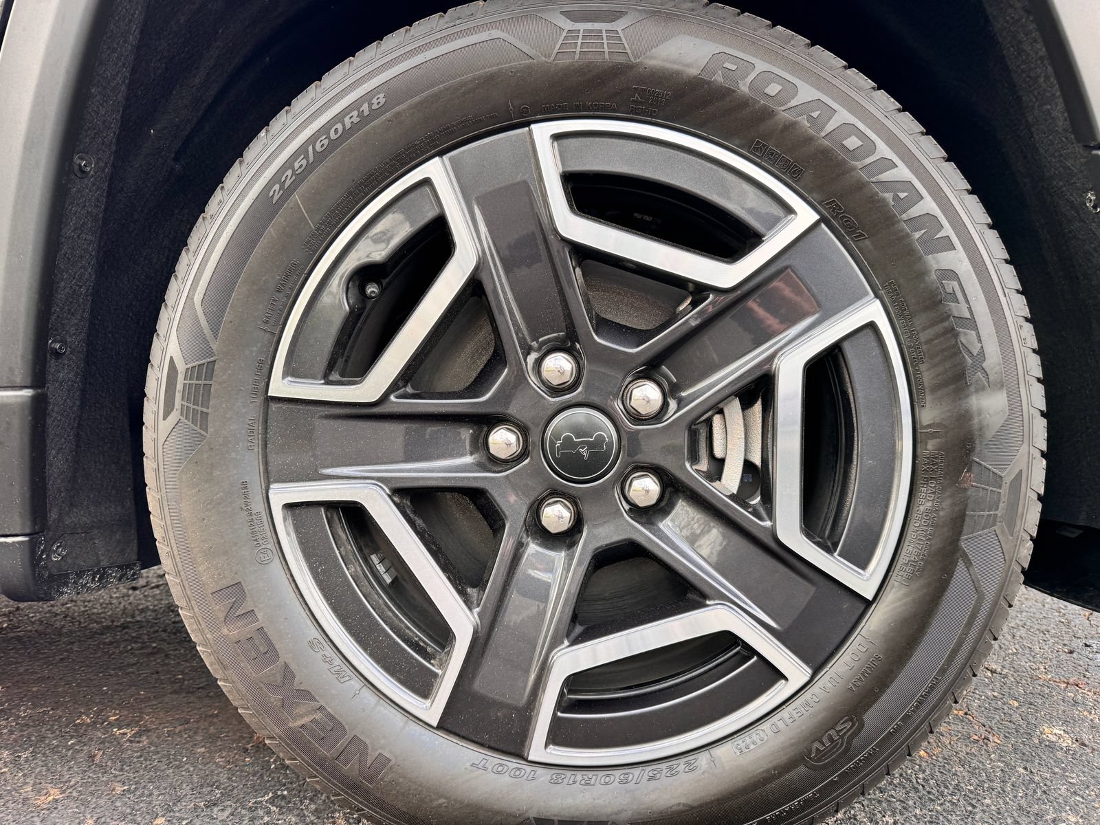 New 2026 Jeep Cherokee Laredo AWD/4WD image 30