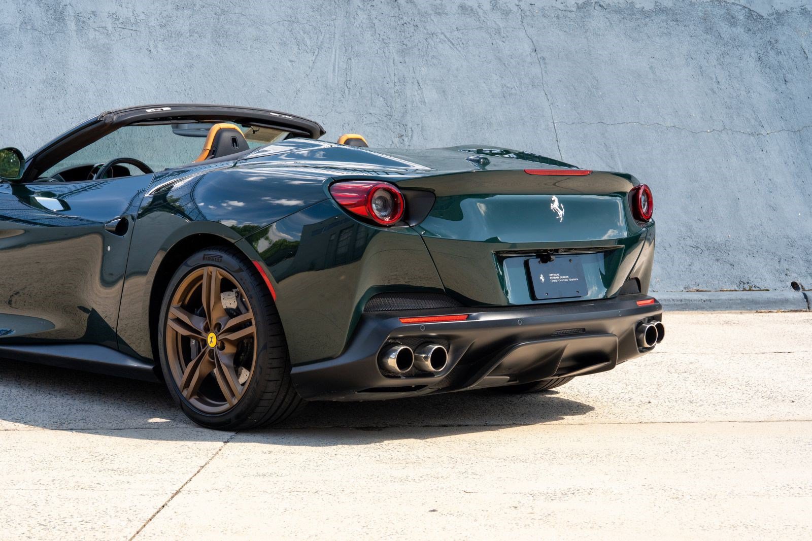 Used 2019 Ferrari Portofino RWD image 21