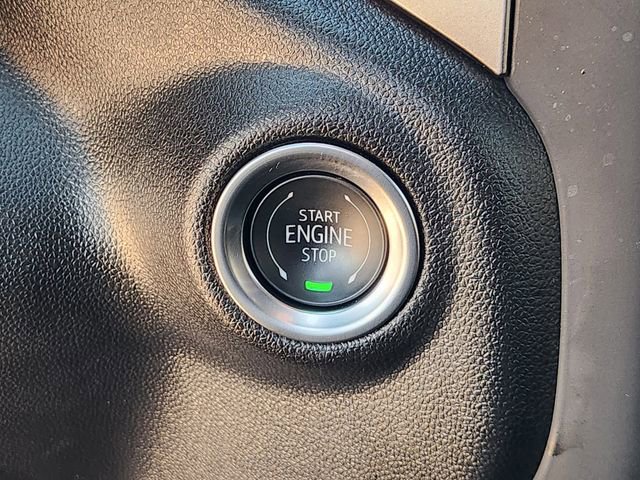 Used 2025 Chevrolet Silverado 1500 Custom image 20