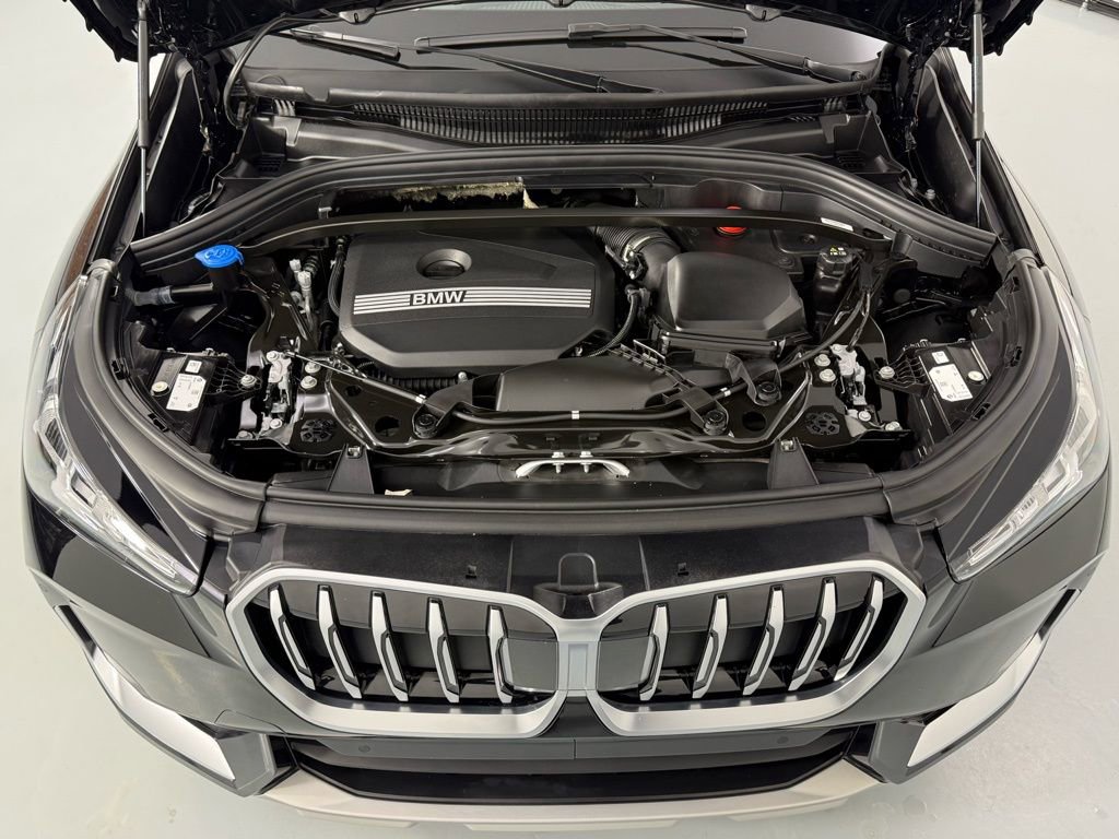 Certified 2024 BMW X1 xDrive28i w/ Convenience Package image 10