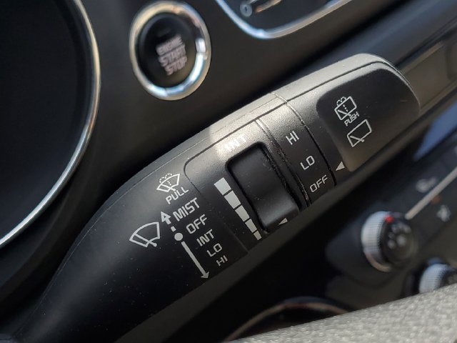 Used 2020 Kia Sedona EX FWD image 14