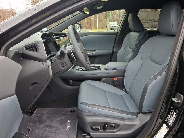 New 2026 Lexus RZ 450e AWD image 8