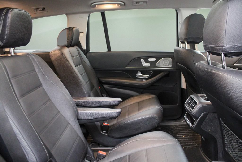 Used 2023 Mercedes-Benz GLS 450 4MATIC image 27