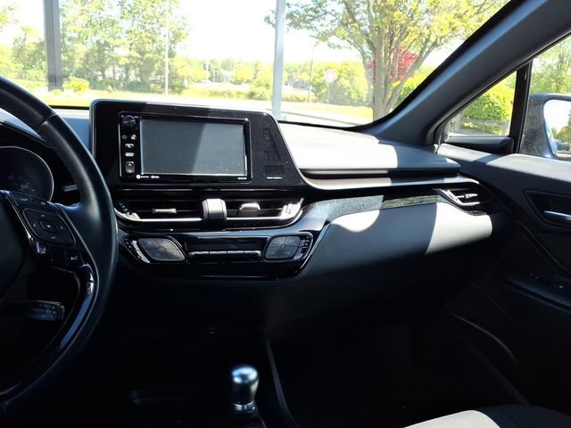 Used 2018 Toyota C-HR XLE FWD image 20
